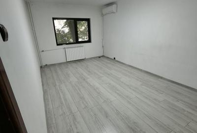 Apartament cu 3 camere decomandat în 9 Mai - 1
