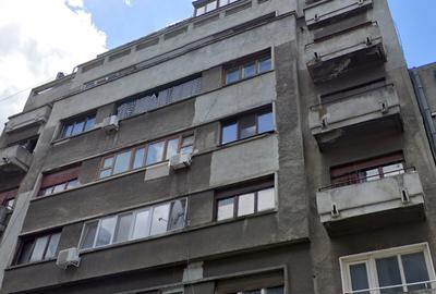 MT820 -  For Sale - ASE - Romana Metro – Caderea Bastiliei 5 - Rs1 - 4