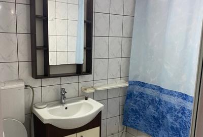 Apartament cu 2 camere decomandat în Traian - 5
