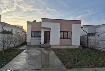 Casă cu 3 camere în Albești - 15