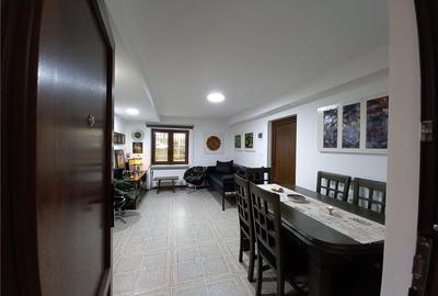 Apartament cu 3 camere decomandat în Central - 6