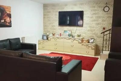 Casă cu 5 camere cu Teren 685 Mp în Odaia Manolache - 2