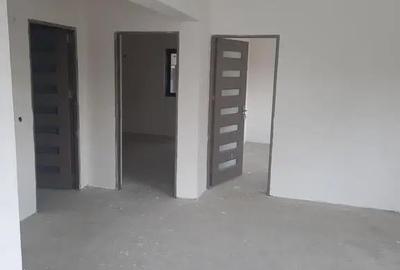 Casă cu 3 camere cu Teren 420 Mp în Șendreni - 17