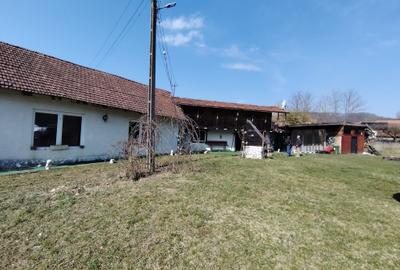 Casă individuală cu 4 camere cu Garaj în Fintoag - 1