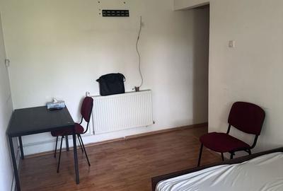 Garsonieră decomandată în Central - 5