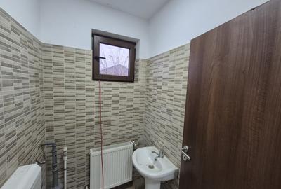 Spatiu de birouri generos - 11