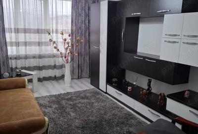 Apartament cu 2 camere decomandat în Central - 1