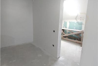 Duplex 5 camere - zona castel - personalizare interioara - 2