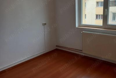 Apartament cu 3 camere