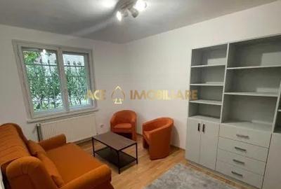 Apartament cu 2 camere decomandat, mobilat în Calea Călărașilor