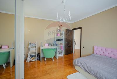 Casa / Vila cu 5 camere de vanzare in zona Dealuri Oradea - 59