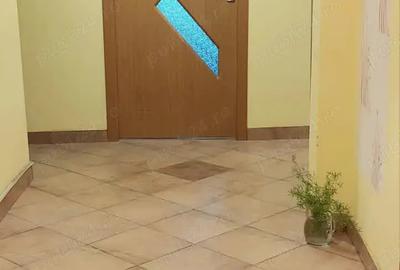 Proprietar vand Ap.4 camere Proprietar vand Ap.4 camere - 2