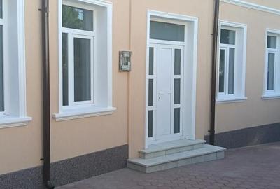 Casă cu 2 camere cu Teren 150 Mp în Central - 10