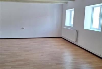 Casa de inchiriat, rezidential/ spatiu birouri, Ghimbav-Centru - 2