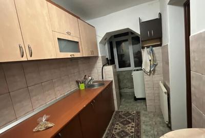 Apartament cu 3 camere decomandat în George Enescu - 11