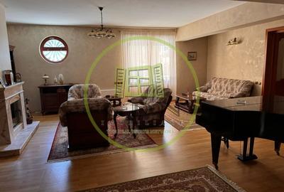 Casă individuală cu 12 camere cu Piscina în Bariera Vâlcii - 6