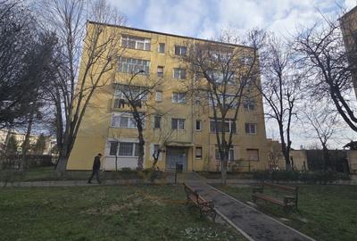 Apartament cu 2 camere de vanzare pe strada Botizului - 10