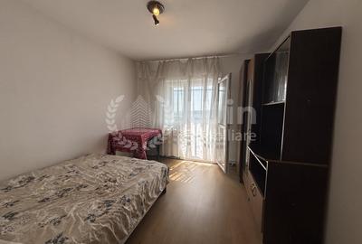 Apartament cu 3 camere decomandat, mobilat în Mănăștur