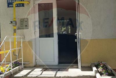 Apartament cu 3 camere în Central - 10
