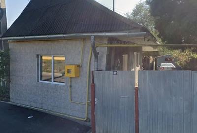 Casă cu Teren 950 Mp în Central - 9