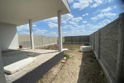 Giroc-Bld. Aviatiei | 5 camere | 3 bai | Bucatarie inchisa - 1