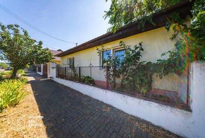 Casa in Curtici cu doua corpuri de cladire, teren de 1080mp, comision 0 %