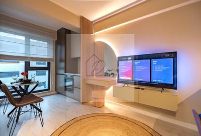 Apartament cu 2 camere decomandat, mobilat în Central