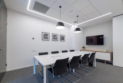 Spa?iu de birou tip open-plan pentru 10 persoane in Regus Iulius - 1