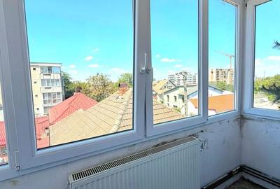Apartament cu 3 camere decomandat în Lipovei - 7