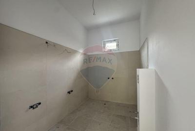 Casa / Vila cu 4 camere de vanzare in zona Vitrometan - 5