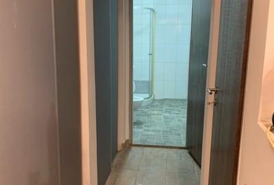 Apartament cu 2 camere decomandat în Vitan