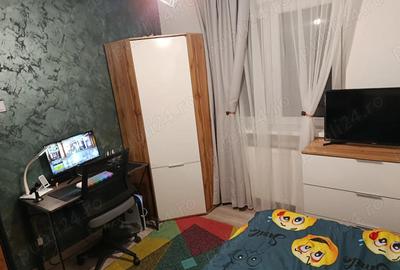 Apartament cu 3 camere decomandat în Dâmbu Pietros - 2