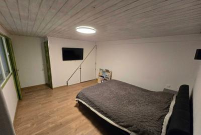 Apartament cu 3 camere semidecomandat în Central - 4