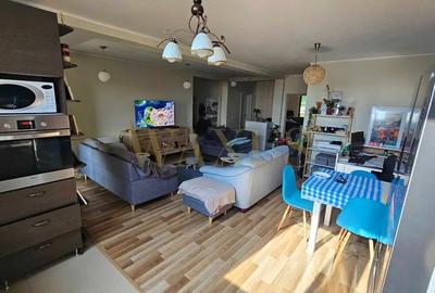 Apartament cu 3 camere semidecomandat în Florești - 1