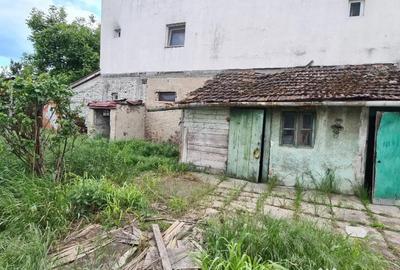 Casă cu 2 camere cu Teren 884 Mp în Pârneava - 5