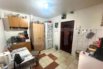 Apartament cu 2 camere decomandat în Aradului