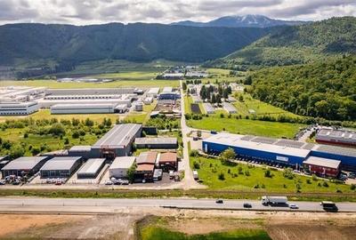 Spațiu comercial, 586 mp în Cristian