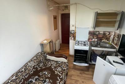 Garsonieră decomandată în Traian - 7