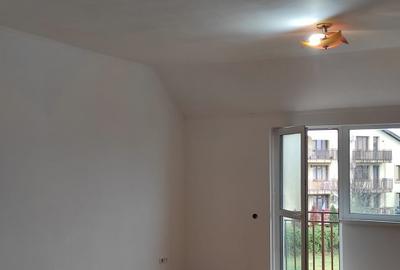 Garsonieră decomandată, mobilată în Florești - 3