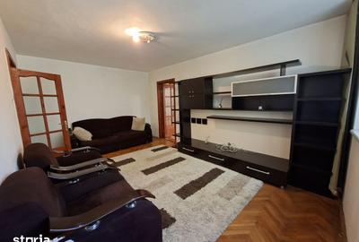 Apartament cu 3 camere semidecomandat, mobilat în Titan - 1