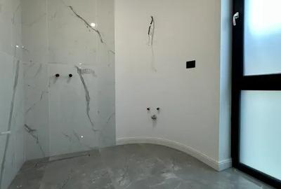 Casă cu 5 camere cu Canalizare în Central - 6