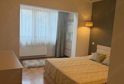 Apartament cu 3 camere decomandat în Central - 7
