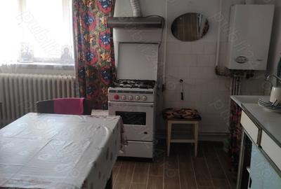 Casă cu 4 camere în Central - 17