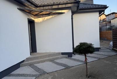 Casă cu 3 camere în Micro 3 - 4