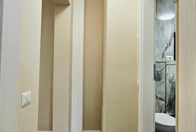 Apartament cu 3 camere decomandat în Apărătorii Patriei - 21