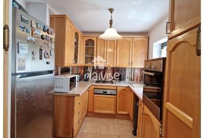 Casa deosebita de vanzare- zona Craiter - 6