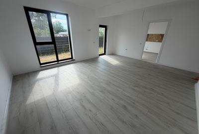Casă individuală cu 5 camere cu Canalizare în Central - 11