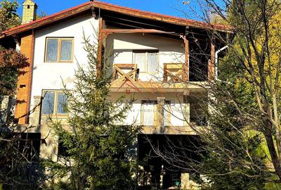 Casă cu 6 camere cu Canalizare în Cornu - 1