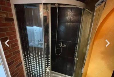 Garsonieră decomandată în Granit