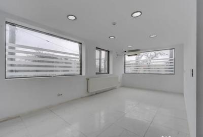 Casă cu 3 camere cu Canalizare în Drumul Taberei - 3